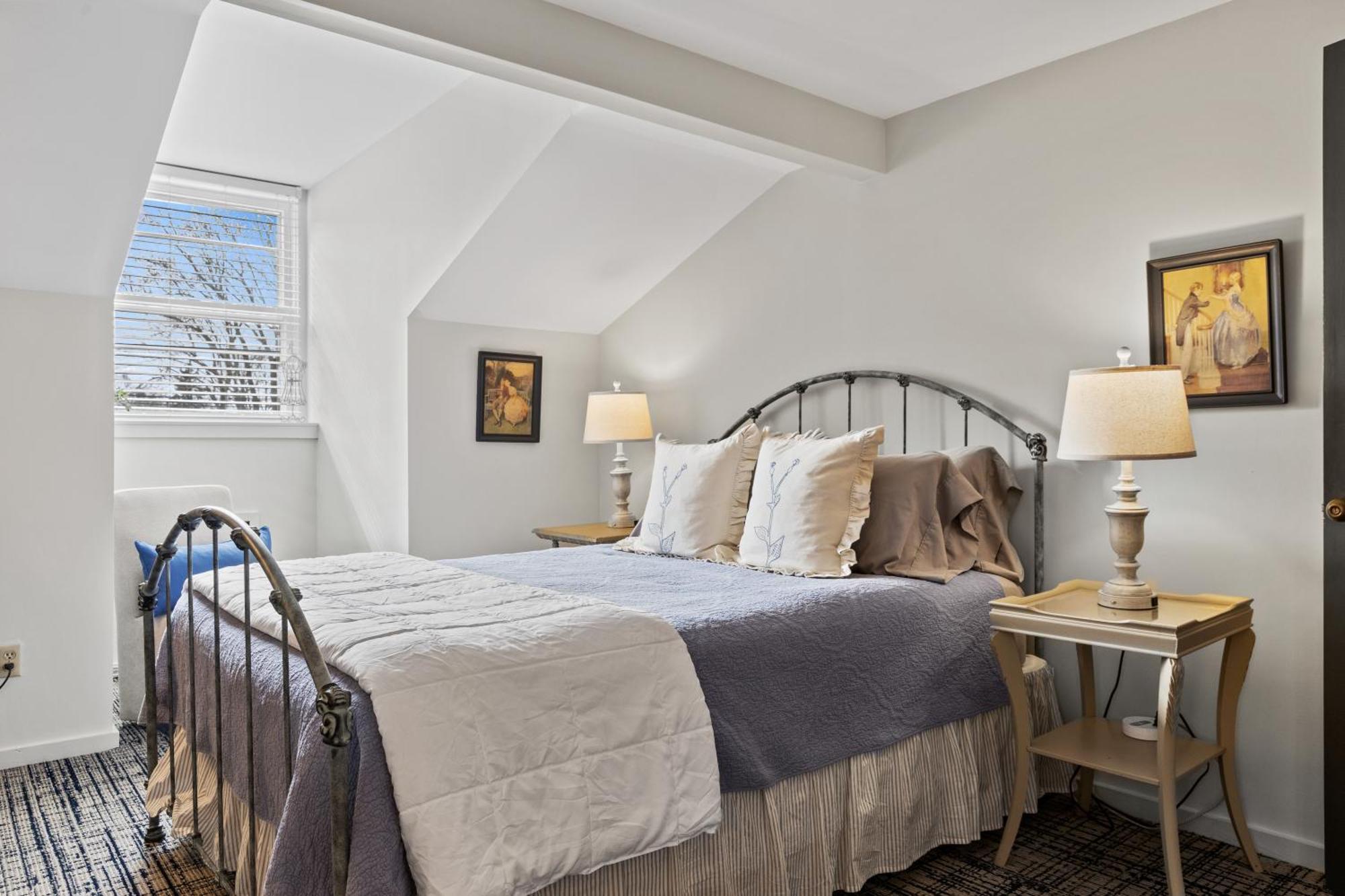 The Captain Stannard Westbrook Chambre photo