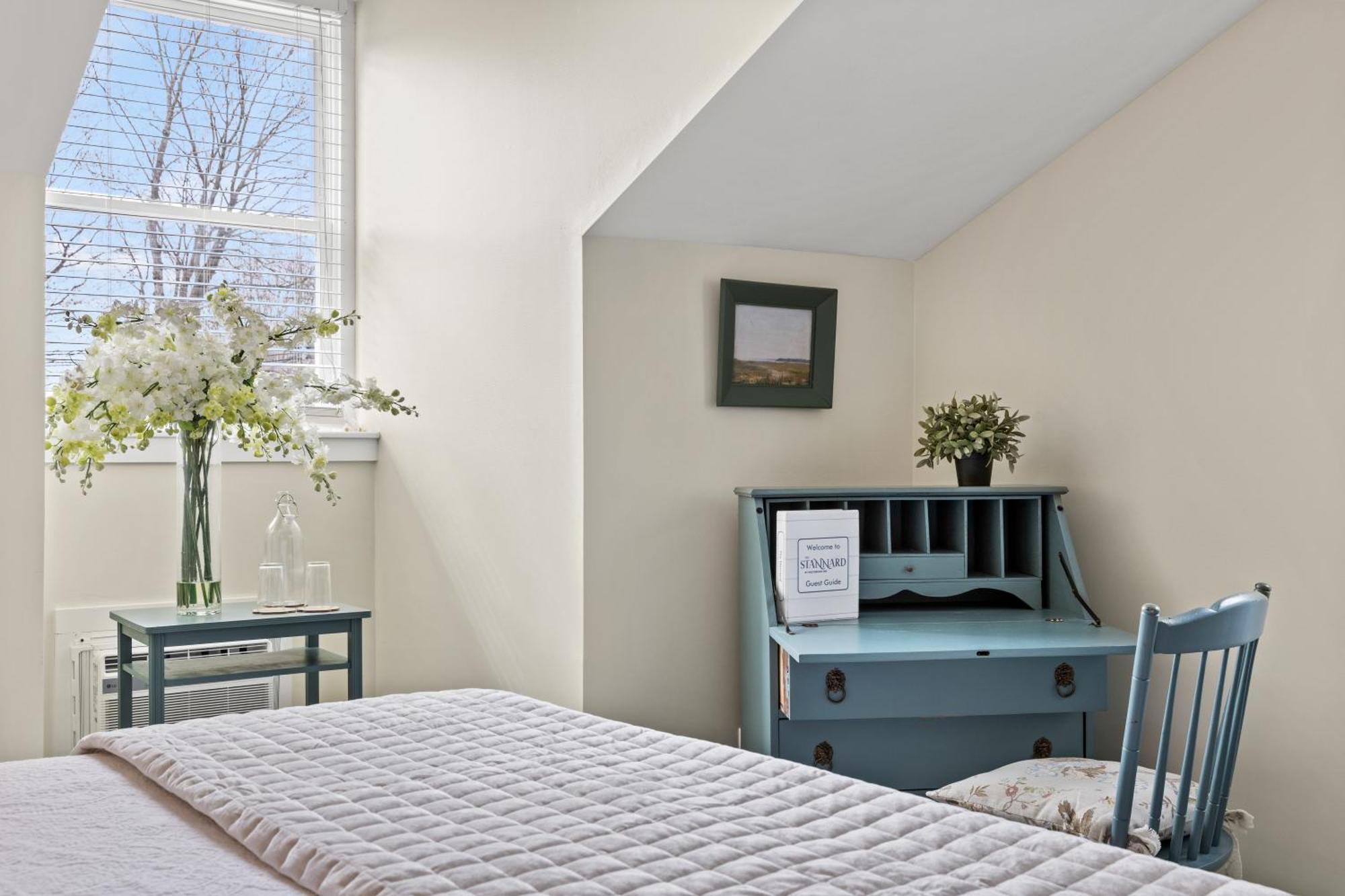 The Captain Stannard Westbrook Chambre photo